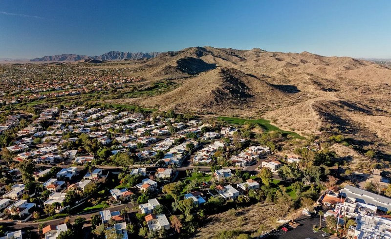 houses in ahwatukee and south mountan