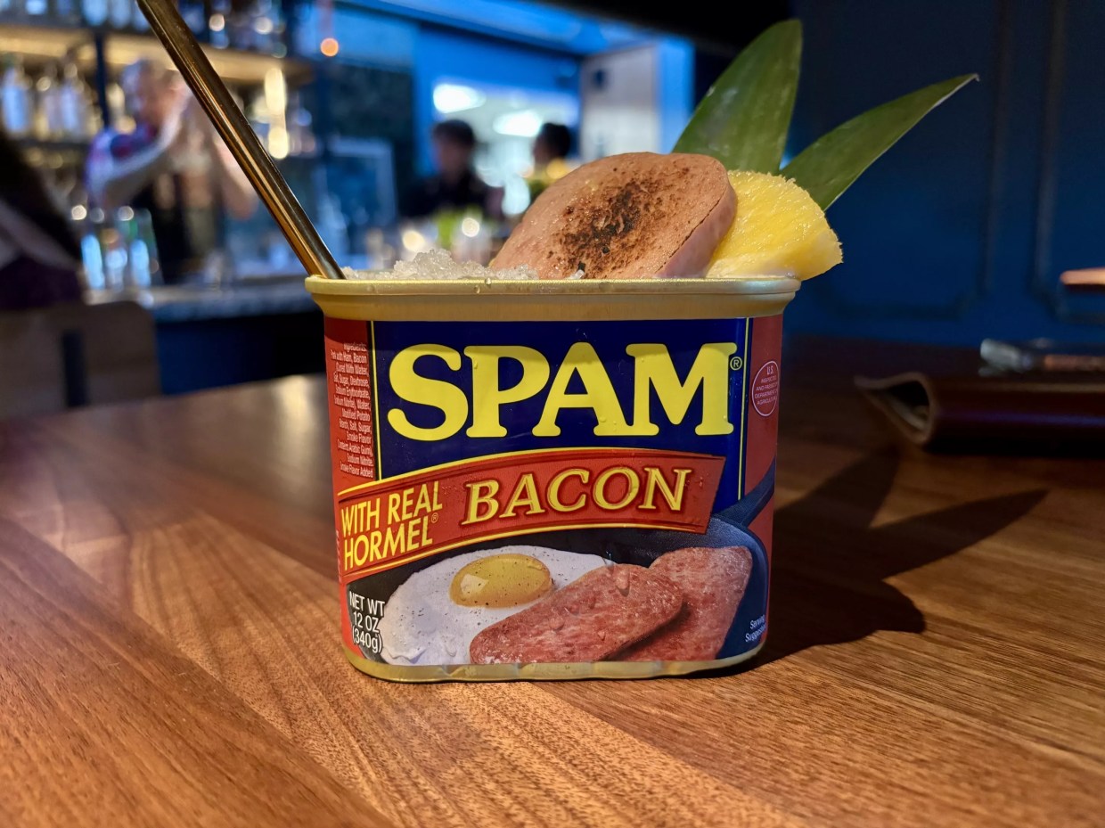 New Scottsdale bar Liquor Pig brings luxurious fun, flavor to Old Town