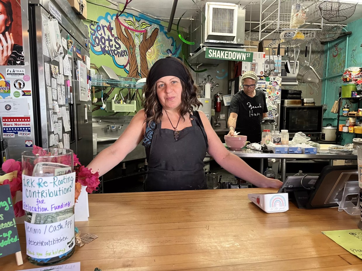 Desert Roots Kitchen closes on Mill Avenue, plans to ‘re-root’