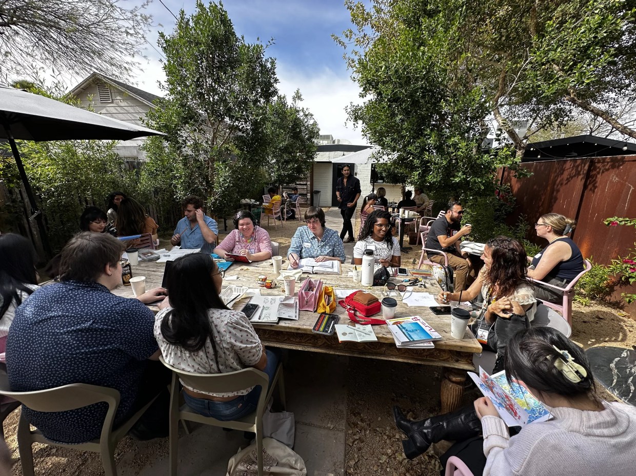 Sketch Club Cafe draws Phoenix artists together at creative gatherings